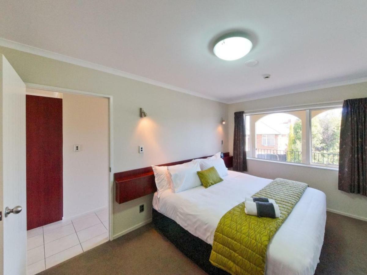 Asure Avenue Motor Motel 4*
